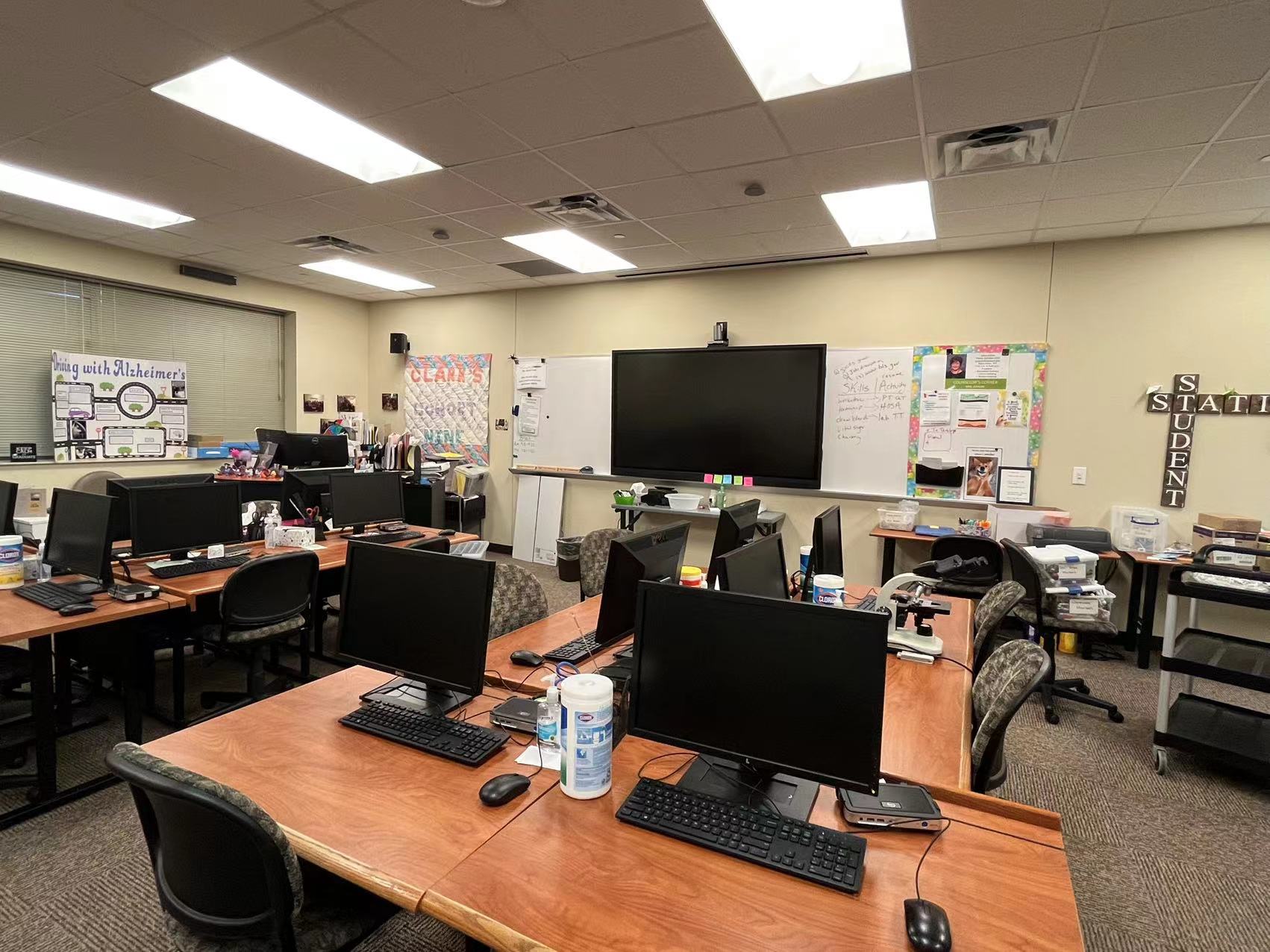 Large Conference Room Hover
